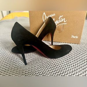 Christian Louboiting classic high heel, suede pumps